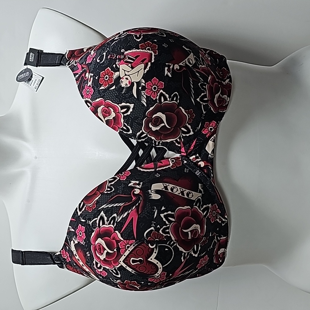 Torrid 42DD XO Plunge Push-Up Bra - NWT
